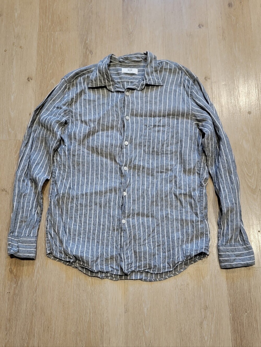 Mens Uniqlo linen shirt